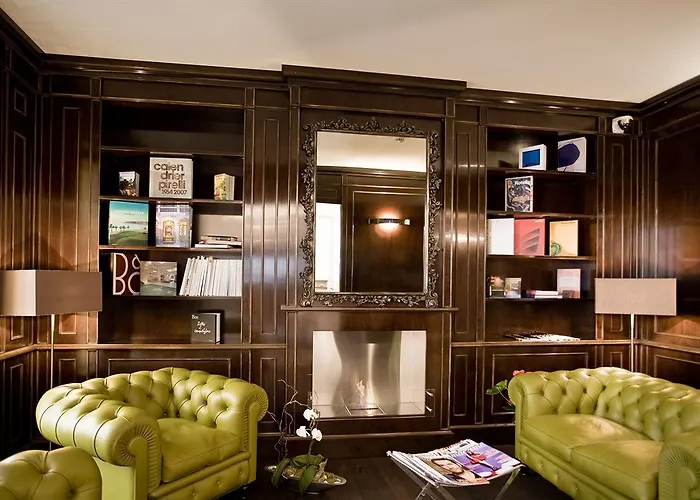 Ares Eiffel 4* Paryż