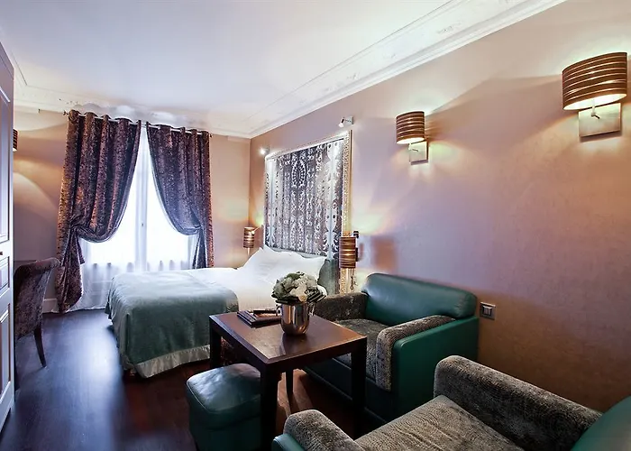 Ares Eiffel 4* Paryż