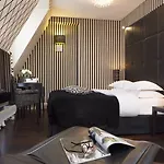 Ares Eiffel Hotel 4*