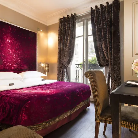 Ares Eiffel Hotel 4*