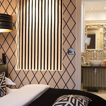 호텔 아레스 에펠 4*