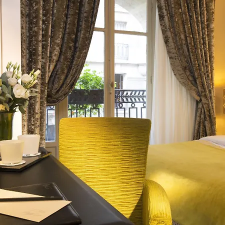 아레스 에펠 파리