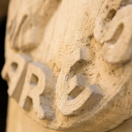 아레스 에펠 4* 파리