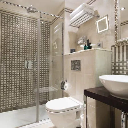 Ares Eiffel Hotel Paris