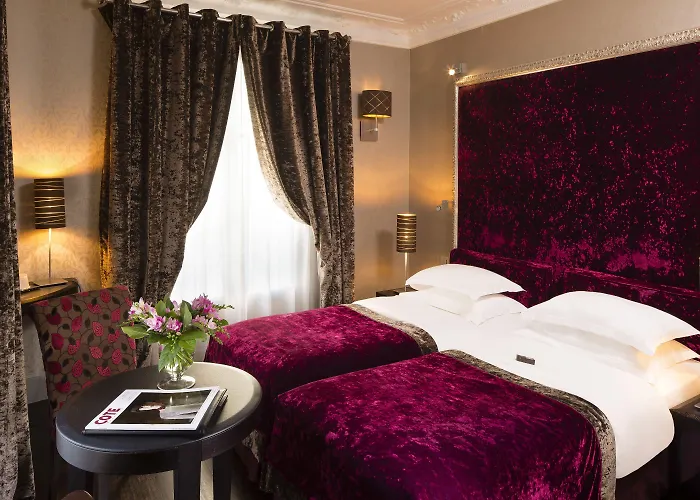 Ares Eiffel 4* Paris