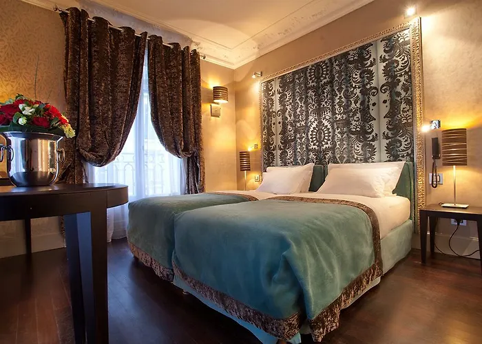 Ares Eiffel 4* Parigi