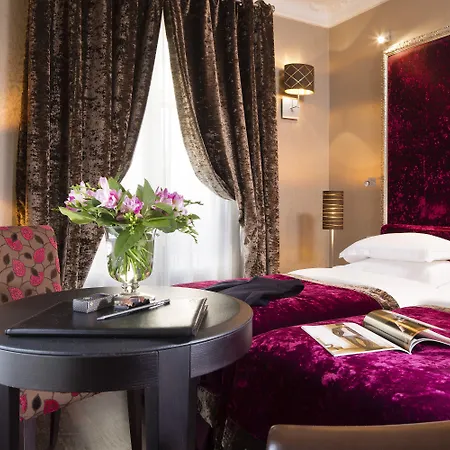 Otel Ares Eiffel