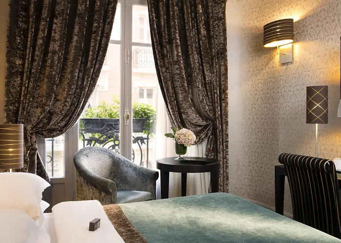 Ares Eiffel Hotel Paris