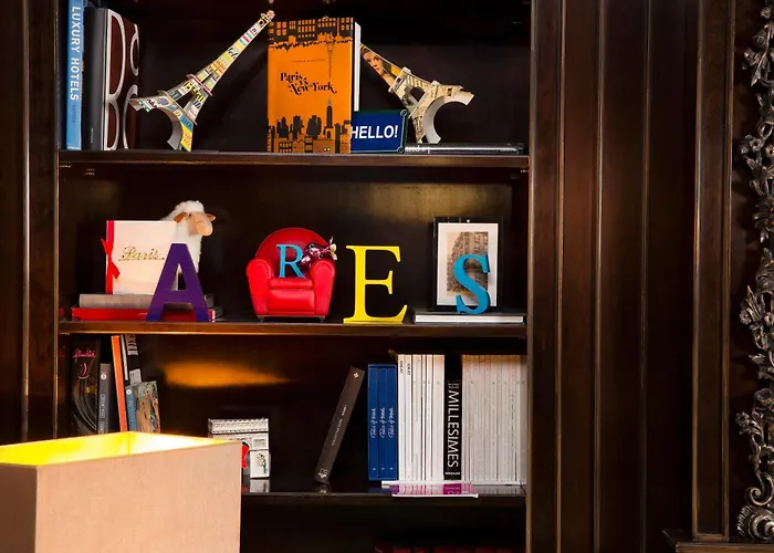 Ares Eiffel 4* Paris